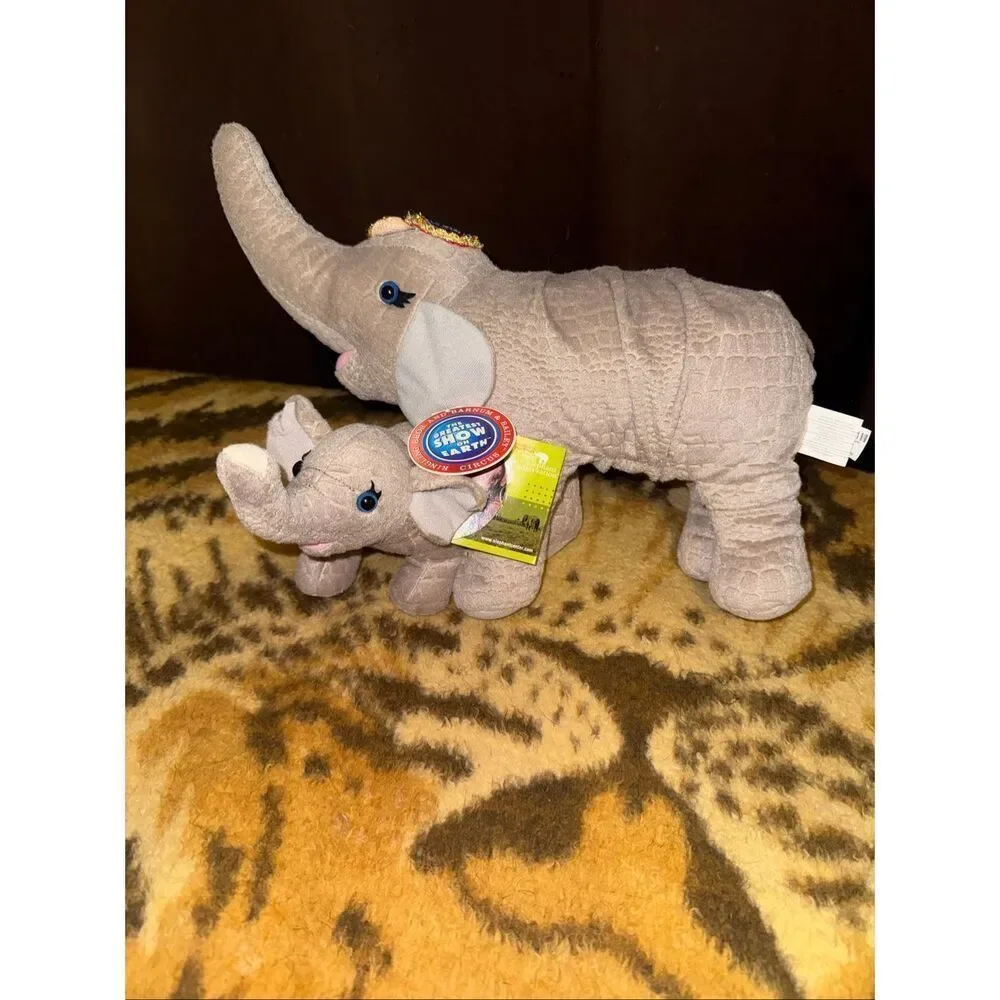 NWT Ringling brothers circus elephant with baby